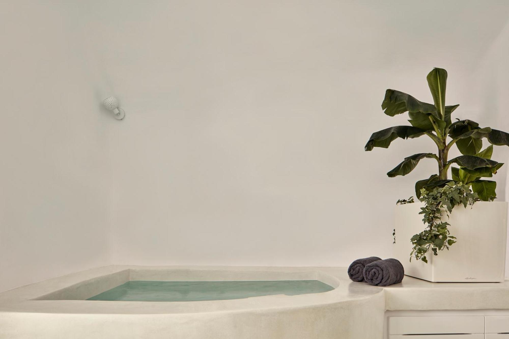 Limestone Fira  Ngoại thất bức ảnh